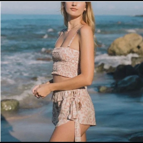 Yireh Hawaii Coco Pantai shorts S/M - Picture 1 of 6